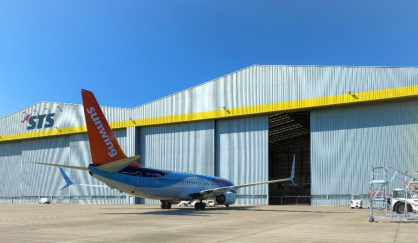 TUI Airways Taps STS Aviation Services UK for MRO Support